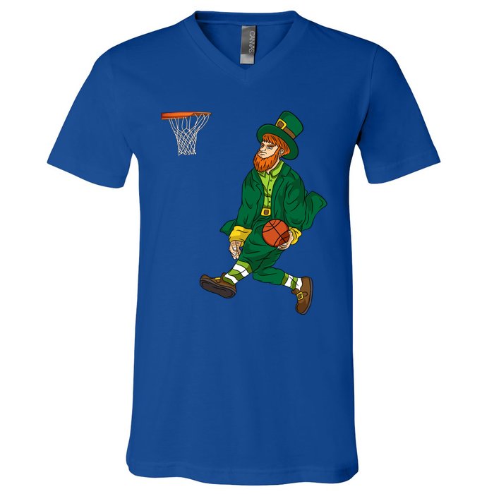 Leprechaun St Patricks Day Basketball Gift V-Neck T-Shirt