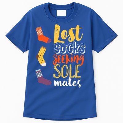 Lost Socks Seeking Sole Mates Funny Pun About Finding Love Gift Tall T-Shirt