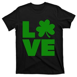 Love Shamrock Typography Green For St Patricks Day T-Shirt