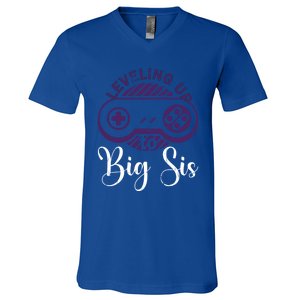 Leveling To Big Sis Big Sis Little Bro Designs Cute Gift V-Neck T-Shirt