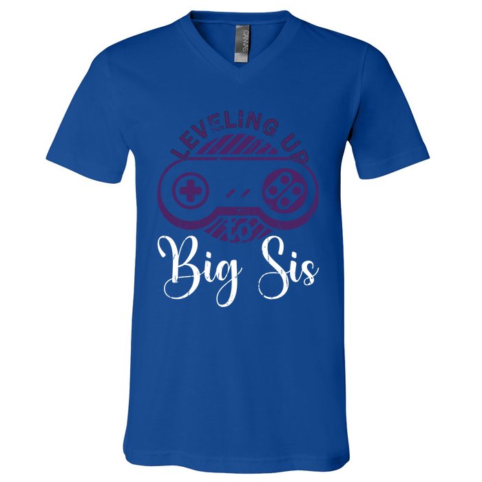 Leveling To Big Sis Big Sis Little Bro Designs Cute Gift V-Neck T-Shirt