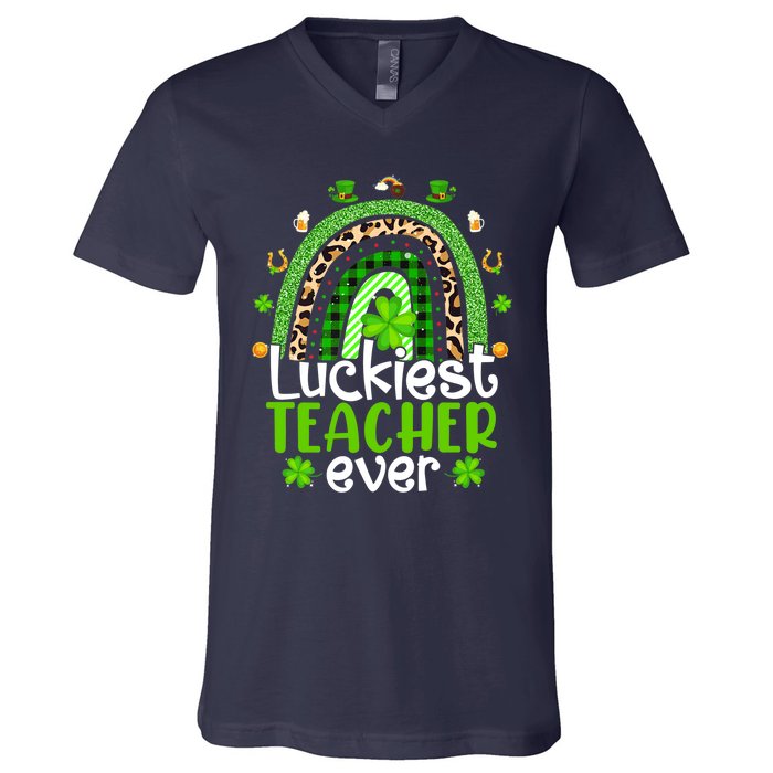 Luckiest Teacher Ever Rainbow St Patricks Day V-Neck T-Shirt