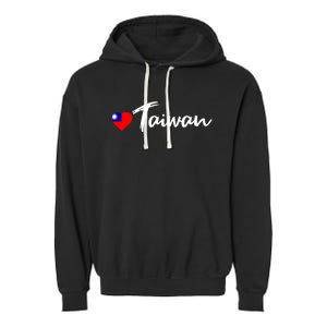 Love Taiwan Heart Country Flag Souvenir Gift Garment-Dyed Fleece Hoodie