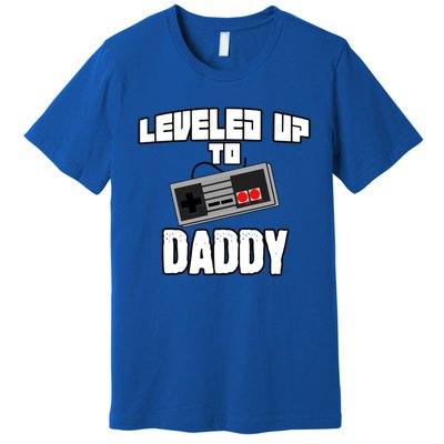 Leveled Up To Daddy Dad Fathers Day Dad Cute Gift Premium T-Shirt