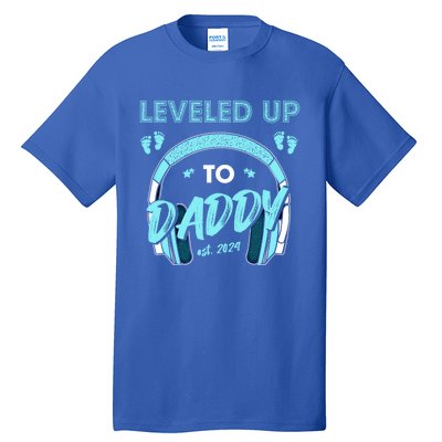 Leveled Up To Daddy Est 2024 Pregnancy Fathers Day Gift Tall T-Shirt