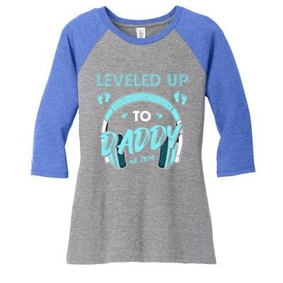 Leveled Up To Daddy Est 2024 Pregnancy Fathers Day Gift Women's Tri-Blend 3/4-Sleeve Raglan Shirt