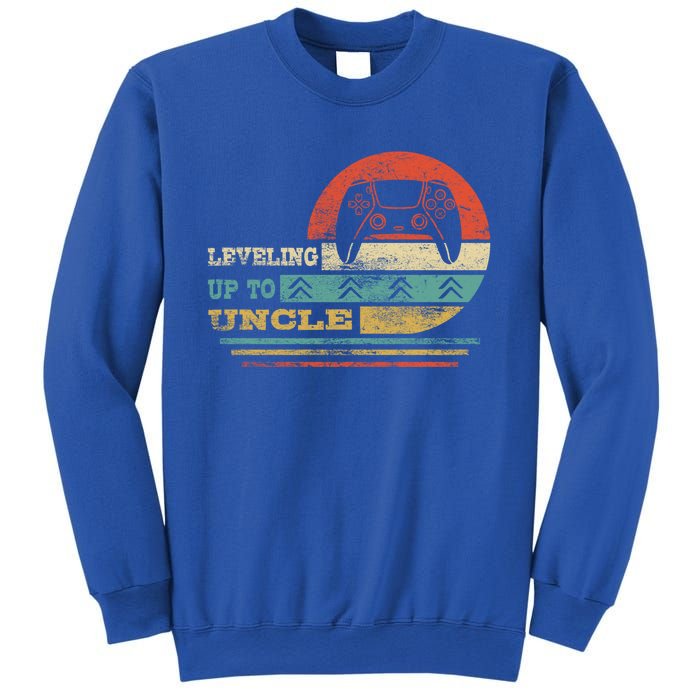 Leveling Up To Uncle Funny New Uncle Vintage Gamer Gift Sweatshirt