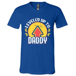 Leveled Up To Daddy Gift Fatherhood Birth Design Meaningful Gift V-Neck T-Shirt