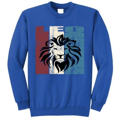 Leo Vintage Leo Retro Distressed Great Gift Sweatshirt