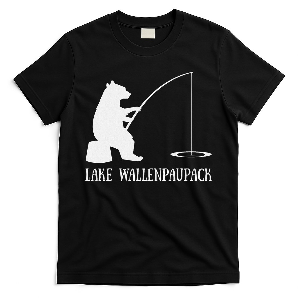 Lake Wallenpaupack Bear Fishing Pennsylvania Gift T-Shirt