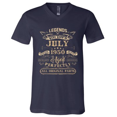 Legends Were Born In July 1950 73 Year Old Birthday Gifts V-Neck T-Shirt