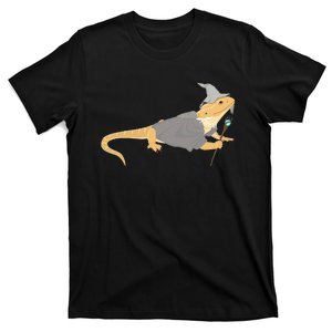 Lizard Wizard Magic Funny Animal Pun T-Shirt