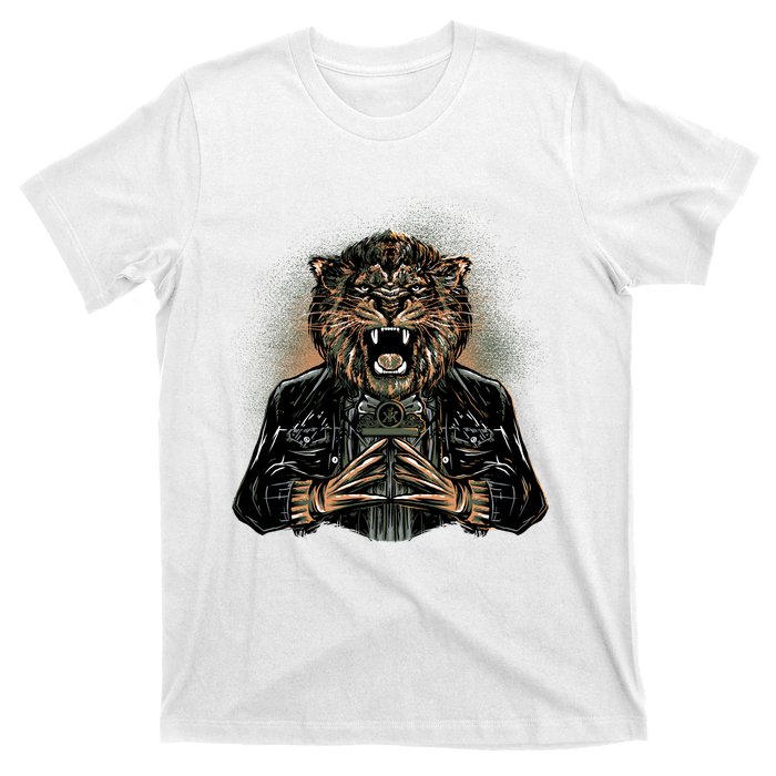 Lion With Scary Claws T-Shirt