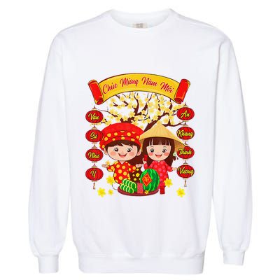 Li Xi Me Please Xuan At Ty Happy Tet Chuc Mung Nam Moi 2025 Garment-Dyed Sweatshirt
