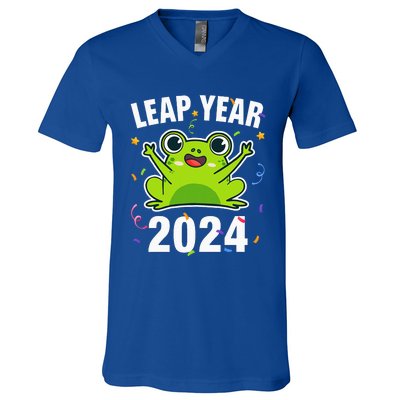 Leap Year 2024 Cute Frog Leap Day Birthday V-Neck T-Shirt