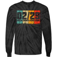 Leap Year 2024 Retro February 29 Birthday Leap Day Tie-Dye Long Sleeve Shirt