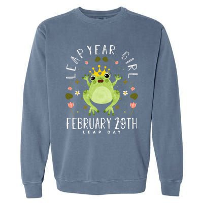 Leap Year Cute Frog Leap Day Birthday Garment-Dyed Sweatshirt