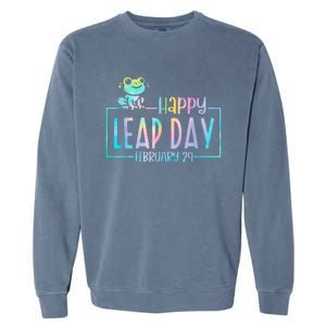 Leap Year February 29 Birthday Cute Frog Happy Leap Day Garment-Dyed Sweatshirt