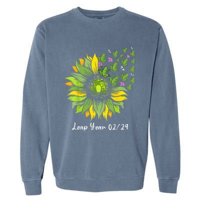 Leap Year Flying Frogs Sunflower Feb 29 2024 Garment-Dyed Sweatshirt