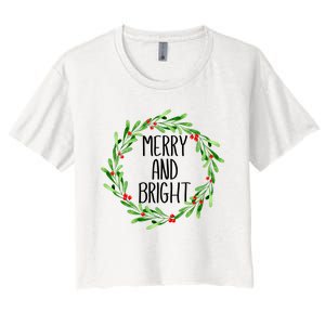 Merry And Bright Christmas Wreath With Holly Berries Women's Crop Top Tee