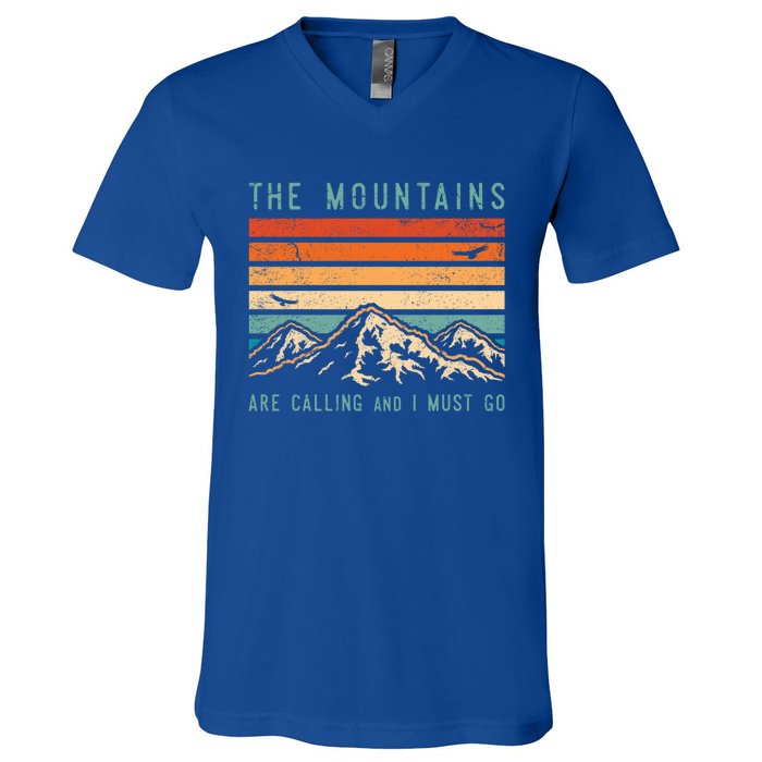 Mountains Are Calling And I Must Go Retro Vintage 80s Mountain Gift V-Neck T-Shirt