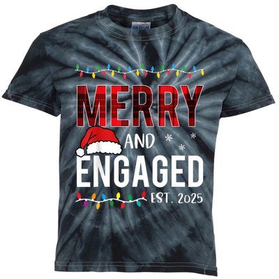 Merry And Engaged 2025 Red Plaid Matching Christmas Couple Kids Tie-Dye T-Shirt