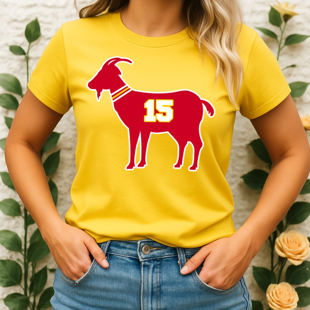 Mahomes Goat G.O.A.T Football Fan Womens T-Shirt