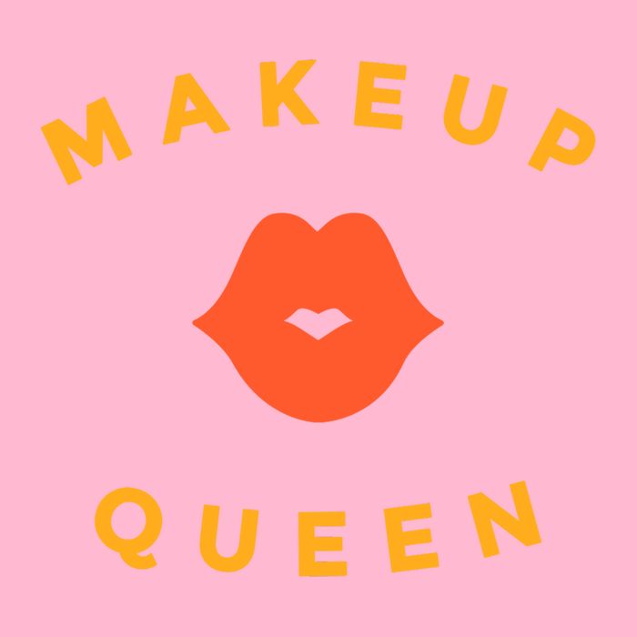 Makeup Queen Button