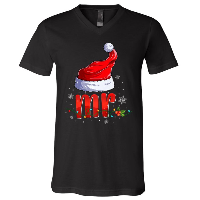 Mr And Mrs Santa Hat Matching Couples Christmas Pajamas P V-Neck T-Shirt