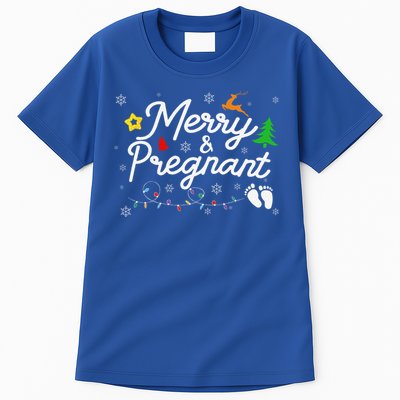 Merry And Pregnant Christmas Pregnancy Christmas Tall T-Shirt