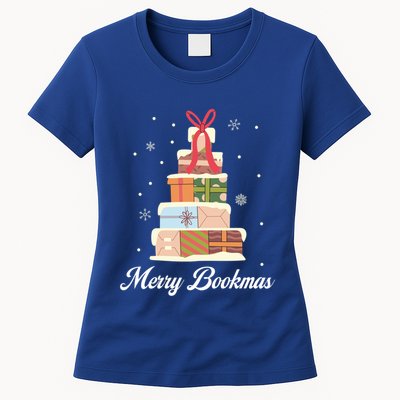 Merry Bookmas Books Pine Tree Funny Reading Lover Christmas Gift Womens T-Shirt