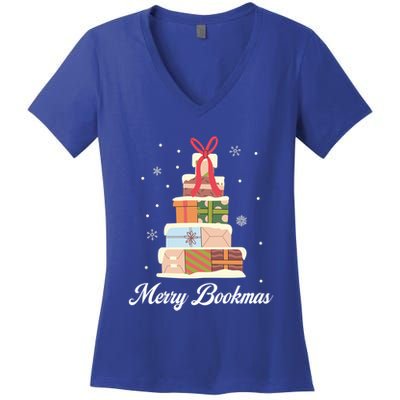 Merry Bookmas Books Pine Tree Funny Reading Lover Christmas Gift Women's V-Neck T-Shirt