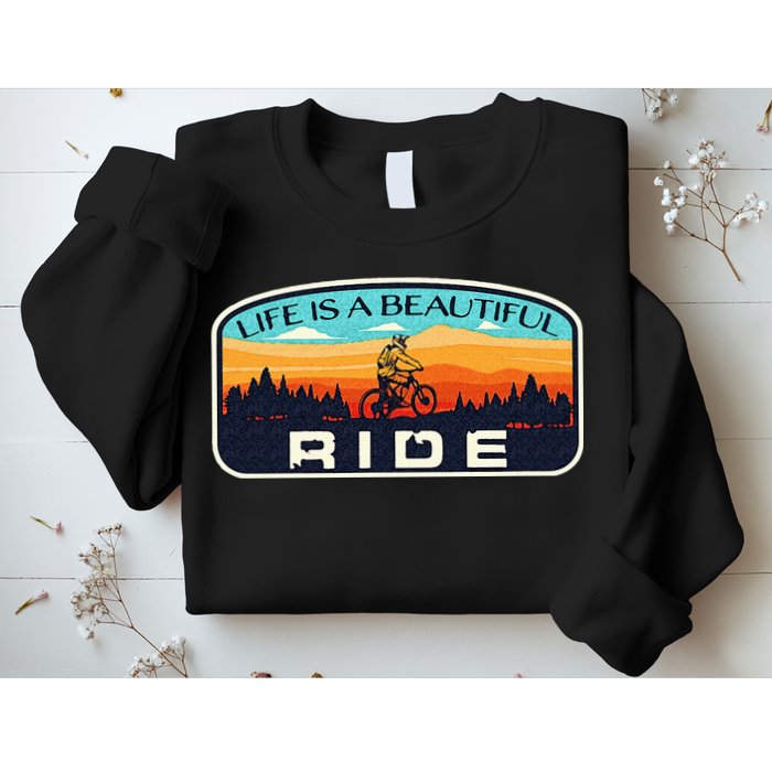 Mountain Bike Biking Cycling Retro MTB Trail Enthusiast Idea Sweatshirt