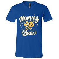 Mommy Bee Cute Beekeeping Birthday Party Matching Family Mom Great Gift V-Neck T-Shirt