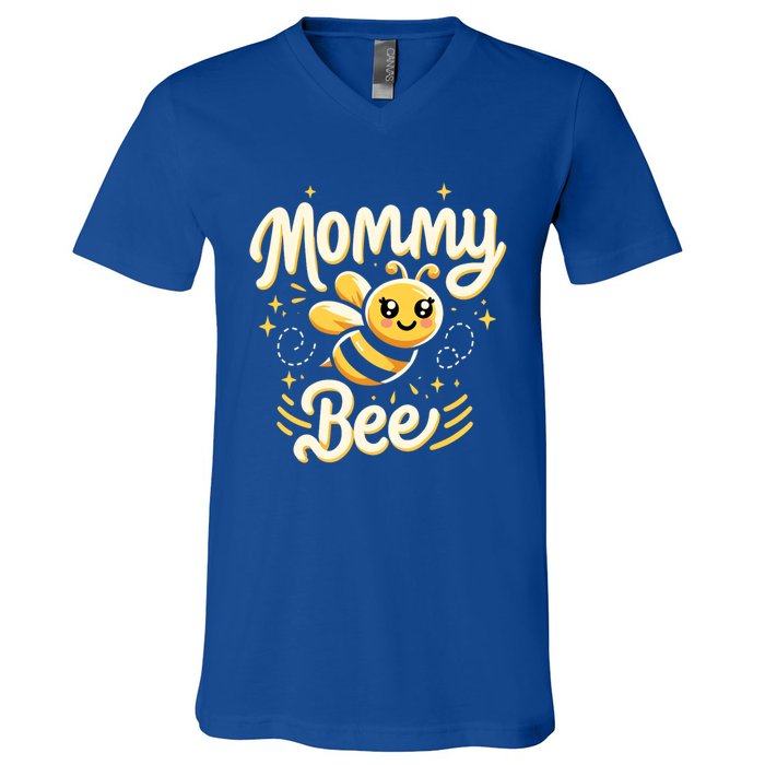 Mommy Bee Cute Beekeeping Birthday Party Matching Family Mom Great Gift V-Neck T-Shirt