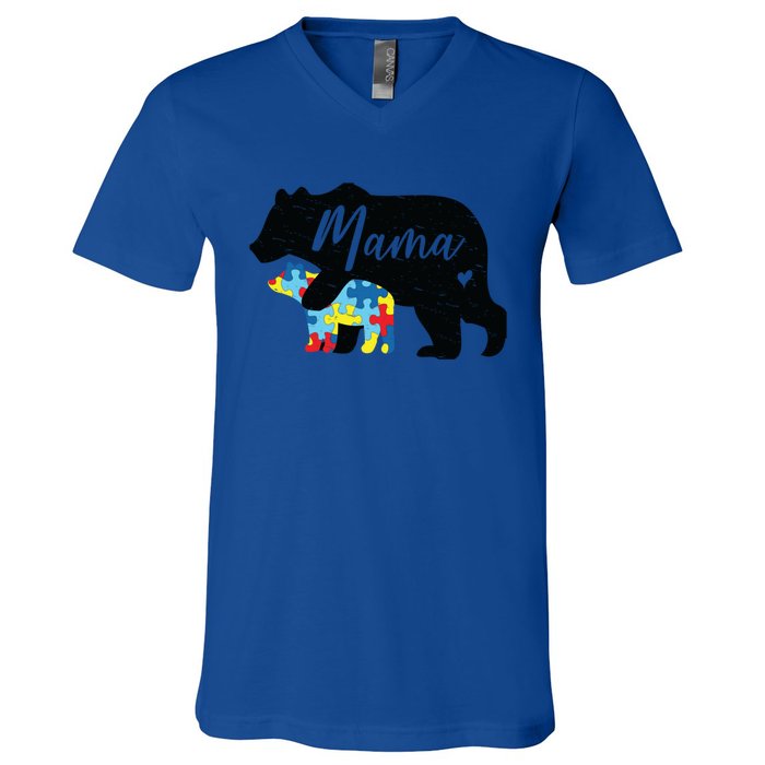 Mama Bear Cute Autism Awareness Mom With Puzzle Piece Cub Cute Gift V-Neck T-Shirt