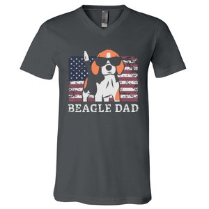 Men Beagle Dad American Flag 4th Of July Patriotic Beagle Design V-Neck T-Shirt