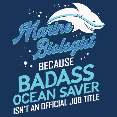Marine Biologist Gift Marine Biology Ocean Scientist Shark T-Shirt