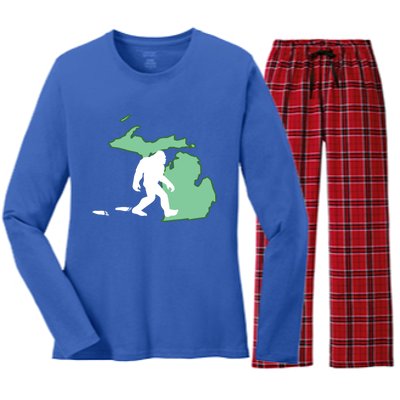 Michigan Bigfoot Hunter State Gift Women's Long Sleeve Flannel Pajama Set 