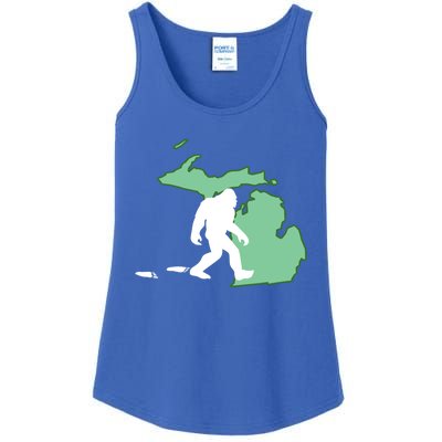 Michigan Bigfoot Hunter State Gift Ladies Essential Tank