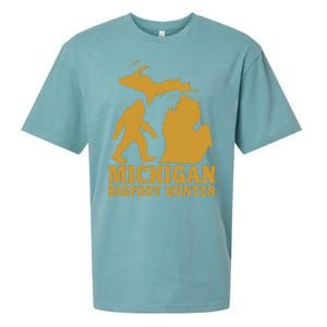 Michigan Bigfoot Hunter Sueded Cloud Jersey T-Shirt