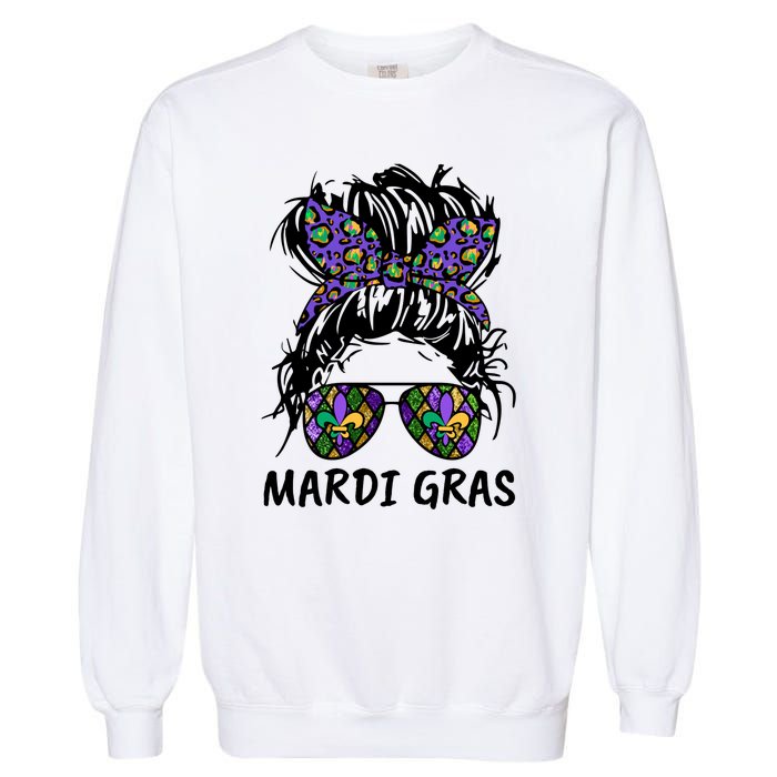 Messy Bun Hair Glasses New Orleans Carnival Mardi Gras Mama Garment-Dyed Sweatshirt