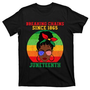 Messy Bun Juneteenth Breaking Chains Bandana Afro Sunglasses T-Shirt