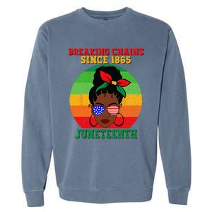 Messy Bun Juneteenth Breaking Chains Bandana Afro Sunglasses Garment-Dyed Sweatshirt