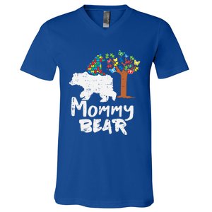 Mommy Bear Puzzle Autism Awareness Mom Mama Mother Gift V-Neck T-Shirt