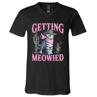 Meowdy Bachelorette Party Cowgirl Getting Meowied Cat Bride V-Neck T-Shirt