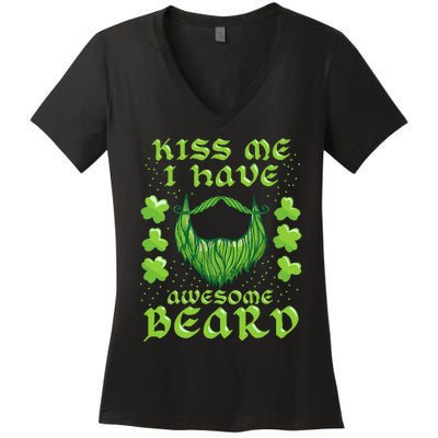 Me Beard St Patricks Day As, Dad And Daddy Gifts Women's V-Neck T-Shirt