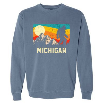 Michigan Bigfoot Sasquatch Mountains Retro Hiking  Garment-Dyed Sweatshirt