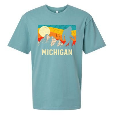 Michigan Bigfoot Sasquatch Mountains Retro Hiking  Sueded Cloud Jersey T-Shirt