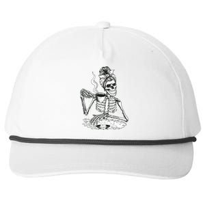 Messy Bun Women Skeleton Drinking Coffee Halloween Skeleton Sweat Snapback Five-Panel Rope Hat